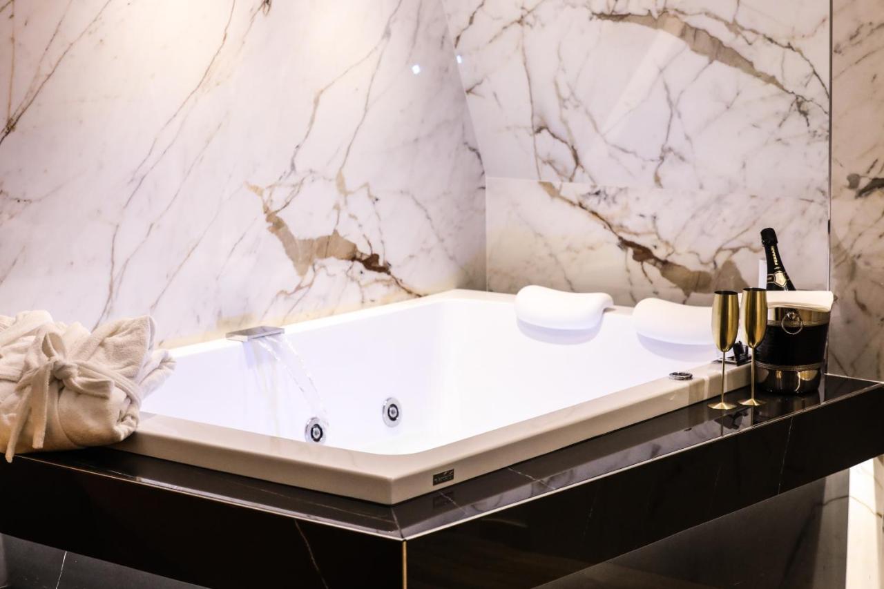 Municipio Luxury Suite Napoli Eksteriør bilde